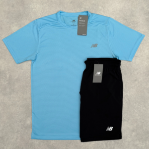 New Balance - Blauwe t-shirt + Zwarte shorts