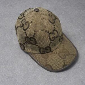 Gucci - Beige jumbo pet